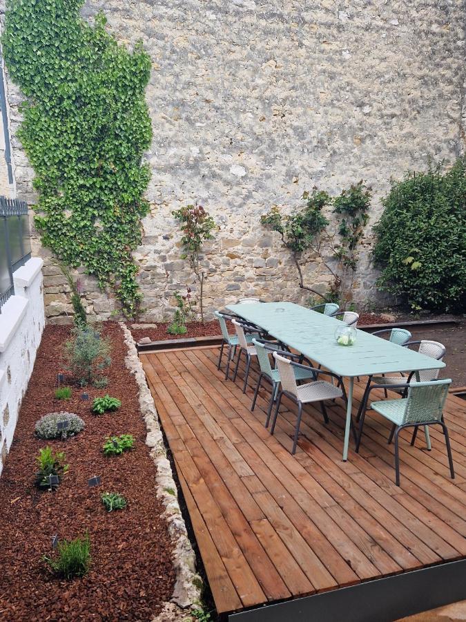 Bleautiful Josephine - Maison De Ville Avec Jardin Fontainebleau Esterno foto